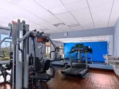 Surestay Plus Hotel By Best Western Portland Route 52 West ภายนอก รูปภาพ