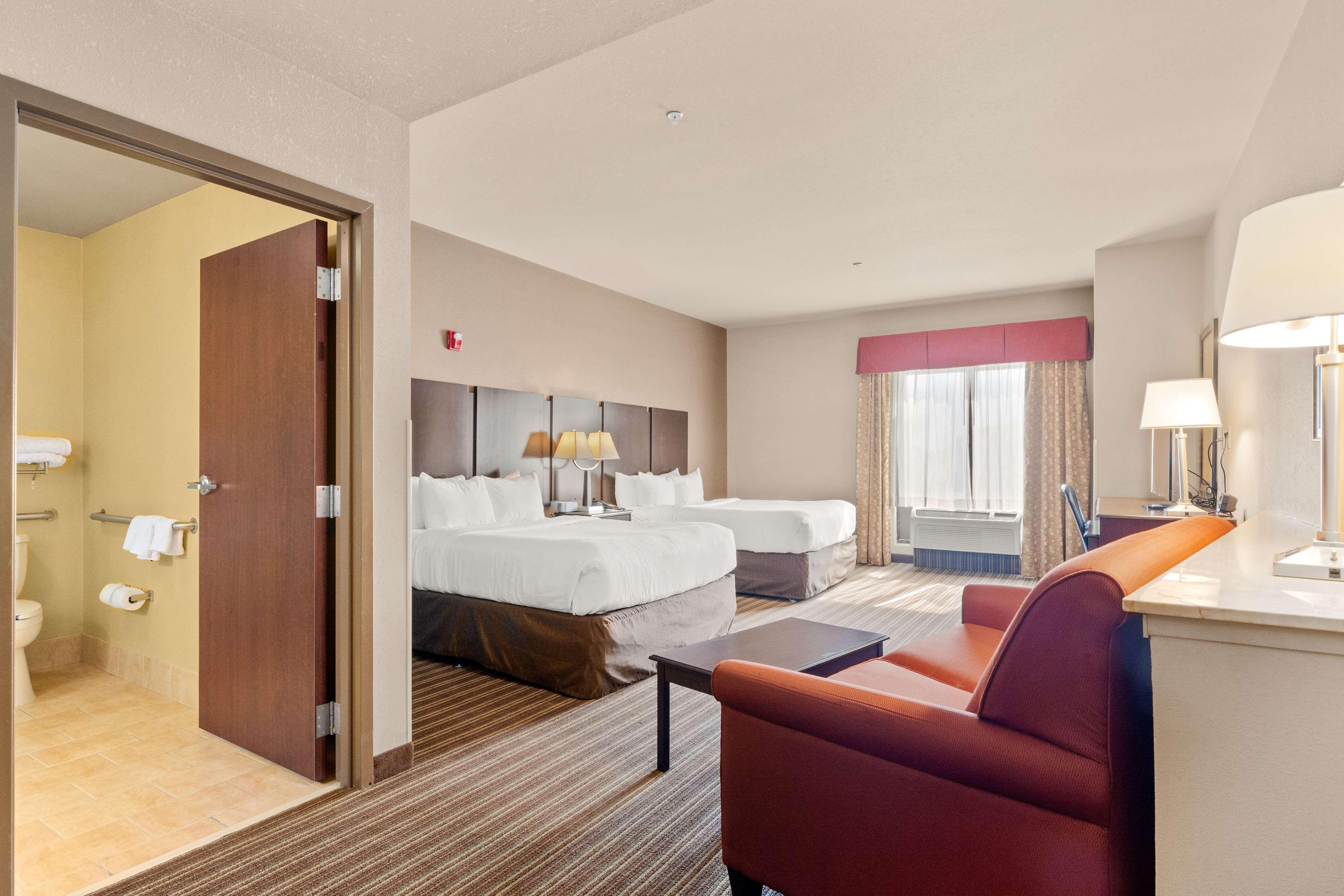 Surestay Plus Hotel By Best Western Portland Route 52 West ภายนอก รูปภาพ
